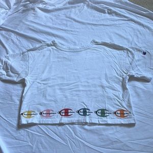 Semi cropped champion tee